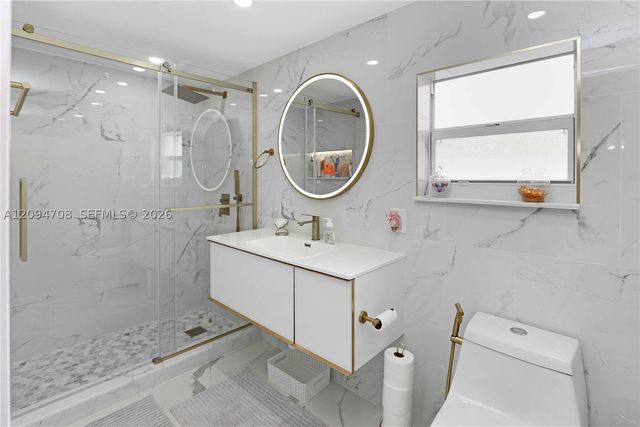 7280 SW 13th St, Miami, FL 33144