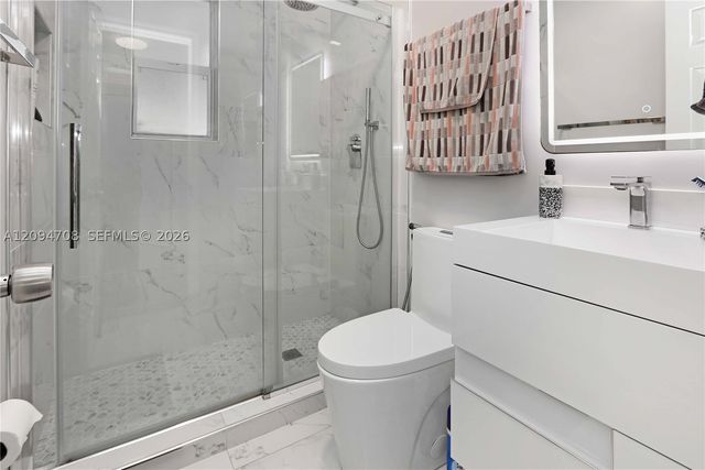 7280 SW 13th St, Miami, FL 33144