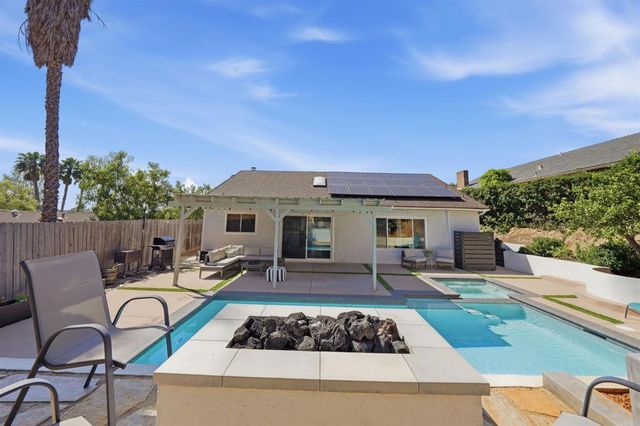 12627 Benavente Way, San Diego, CA 92129