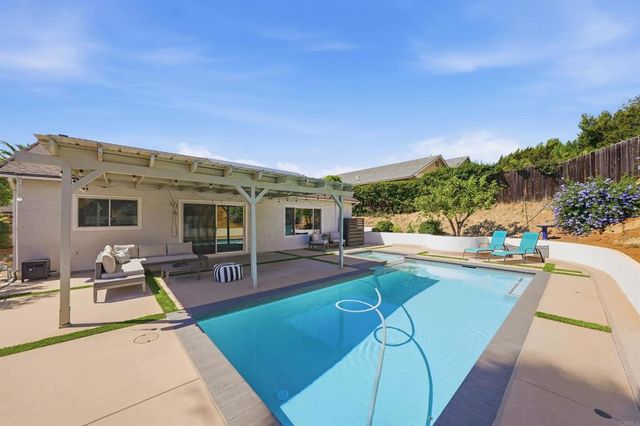 12627 Benavente Way, San Diego, CA 92129