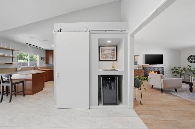 12627 Benavente Way, San Diego, CA 92129