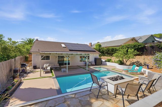 12627 Benavente Way, San Diego, CA 92129