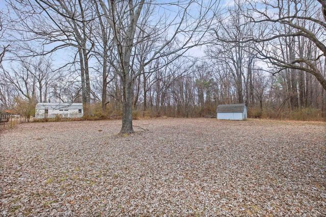 65 FLEMING AVE, Atoka, TN 38004