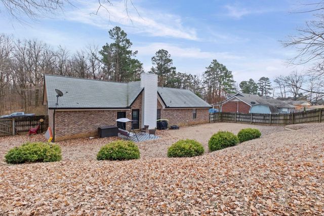 65 FLEMING AVE, Atoka, TN 38004