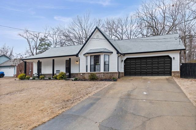 65 FLEMING AVE, Atoka, TN 38004