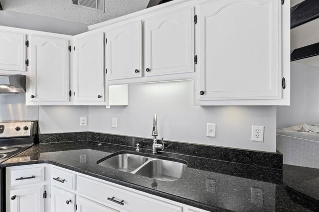 65 FLEMING AVE, Atoka, TN 38004