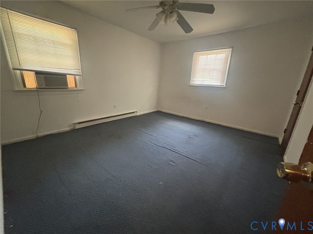 1464 Robindale Rd, North Chesterfield, VA 23235