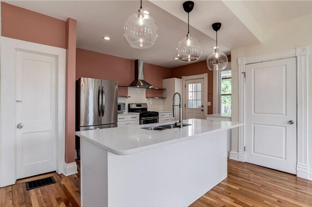 327 Ord Street, Kansas City, MO 64124