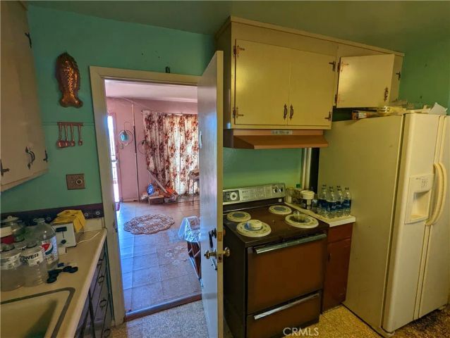4175 Ferrand Road, Lucerne, CA 95458