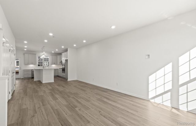 396 N Sydney Court, Plymouth, MI 48170