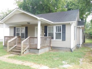 217 E Park Ave, Gallatin, TN 37066