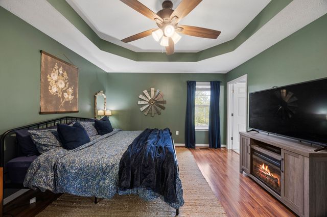 1508 Creekstone Dr, Columbia, TN 38401