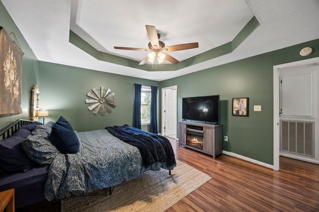 1508 Creekstone Dr, Columbia, TN 38401