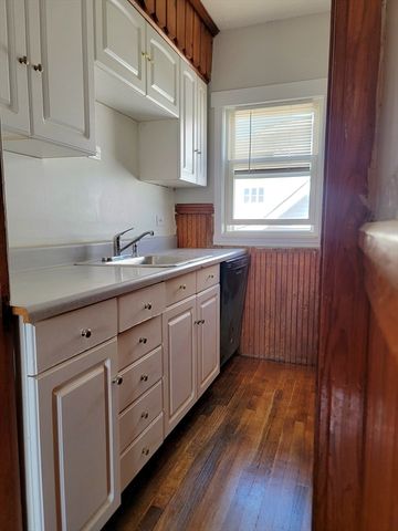 26 Stebbins Street 2, Worcester, MA 01607