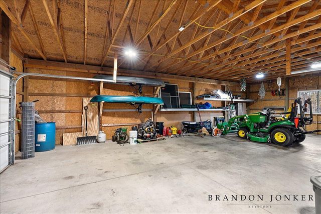 9095 76th Street, Alto, MI 49302