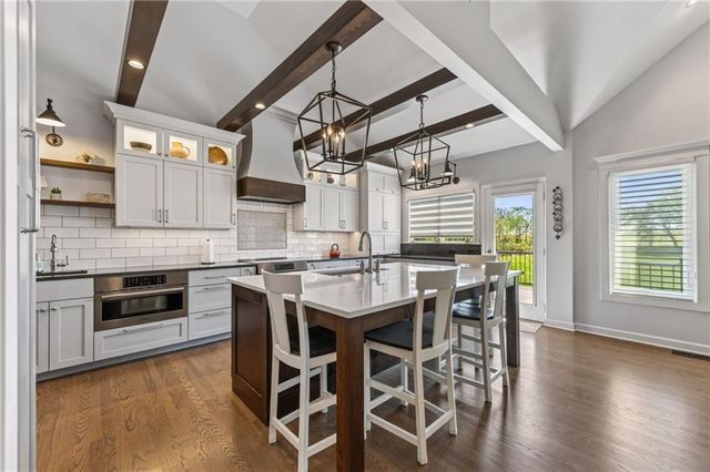 19255 Lane Tree Drive, Platte City, MO 64079