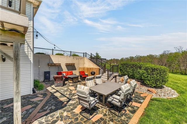 19255 Lane Tree Drive, Platte City, MO 64079