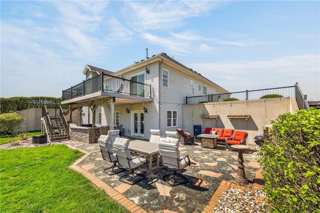 19255 Lane Tree Drive, Platte City, MO 64079