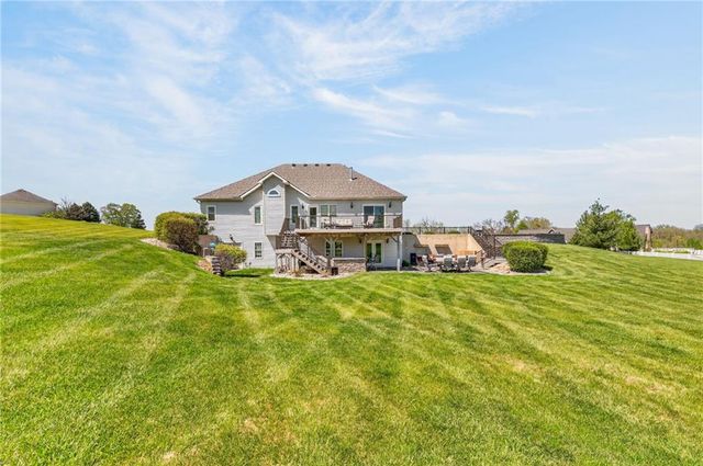 19255 Lane Tree Drive, Platte City, MO 64079