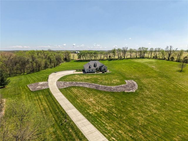 19255 Lane Tree Drive, Platte City, MO 64079