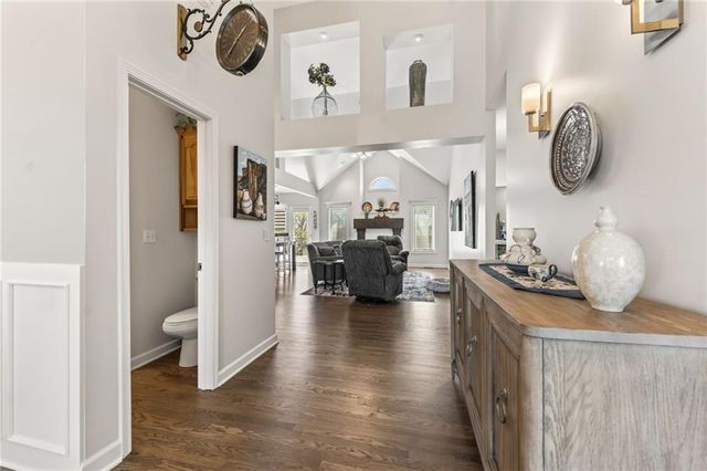 19255 Lane Tree Drive, Platte City, MO 64079