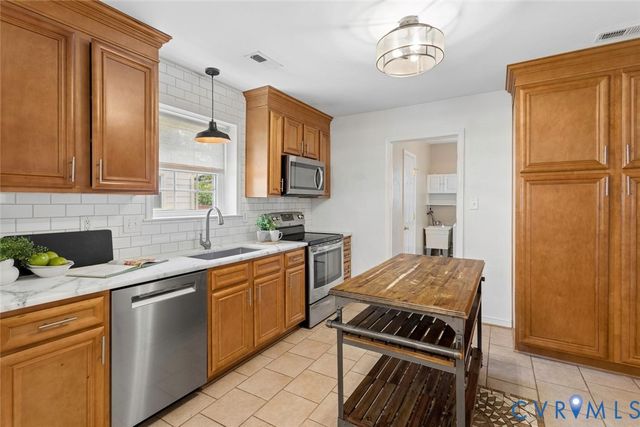 4707 Cutshaw Ave, Richmond, VA 23230