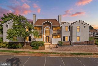105 WESTWICK CT #8, Sterling, VA 20165