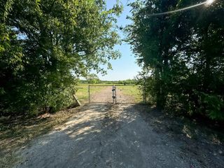 6594 County Road 140, Kaufman, TX 75142