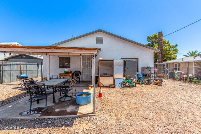 309 5TH Avenue E, Buckeye, AZ 85326