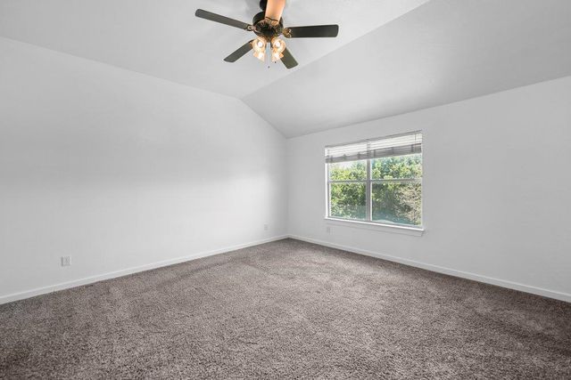 105 Farm House RD, San Marcos, TX 78666
