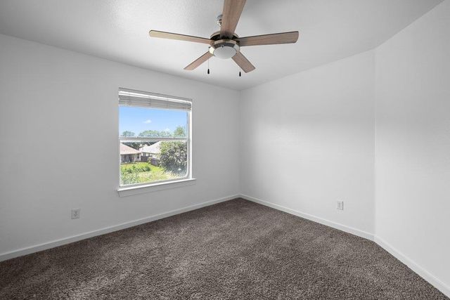 105 Farm House RD, San Marcos, TX 78666