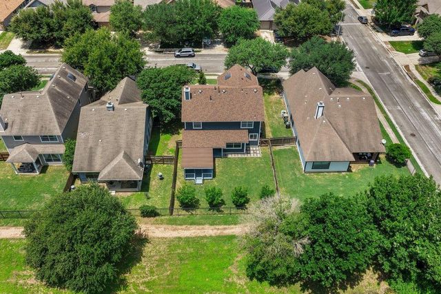 105 Farm House RD, San Marcos, TX 78666