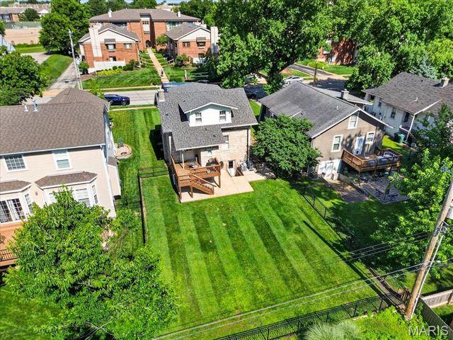 471 S Clay Avenue, St Louis, MO 63122