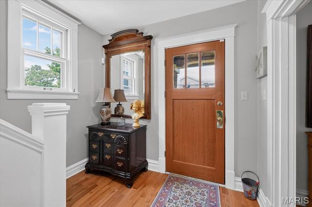 471 S Clay Avenue, St Louis, MO 63122