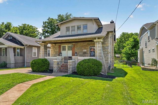 471 S Clay Avenue, St Louis, MO 63122