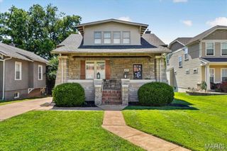 471 S Clay Avenue, St Louis, MO 63122