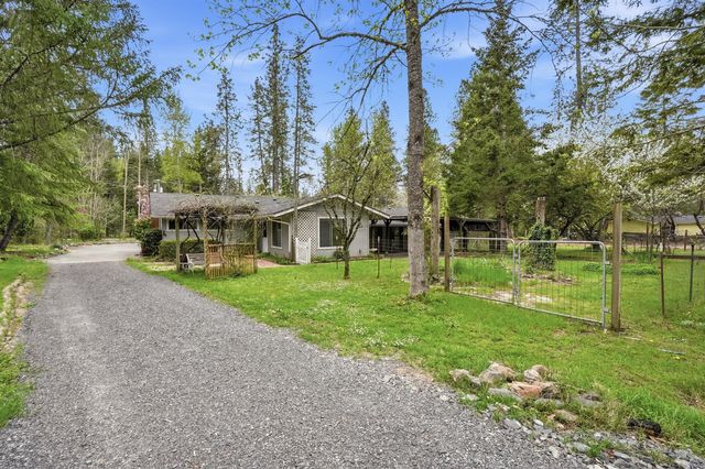 234 Penny Lane, Grants Pass, OR 97527