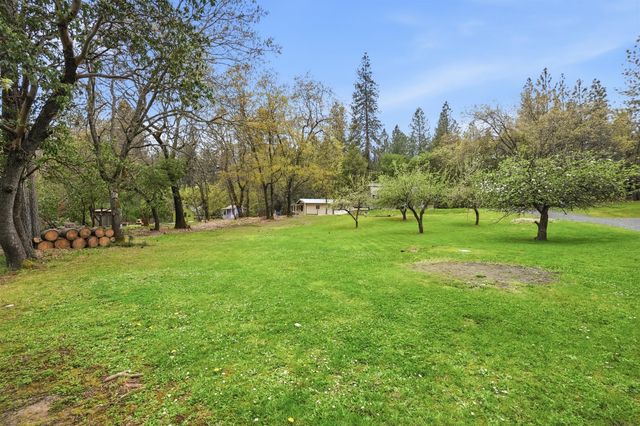 234 Penny Lane, Grants Pass, OR 97527