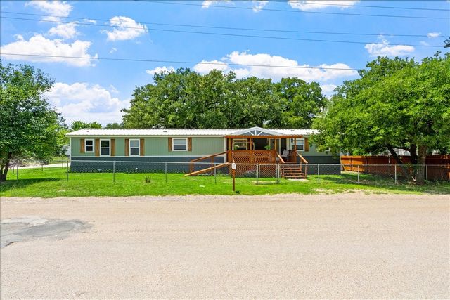 479 Live Oak Loop, Whitney, TX 76692
