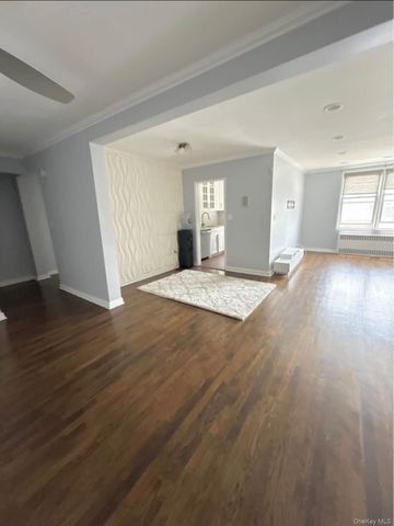 510 Dubois Ave 3 C, North Valley Stream, NY 11581