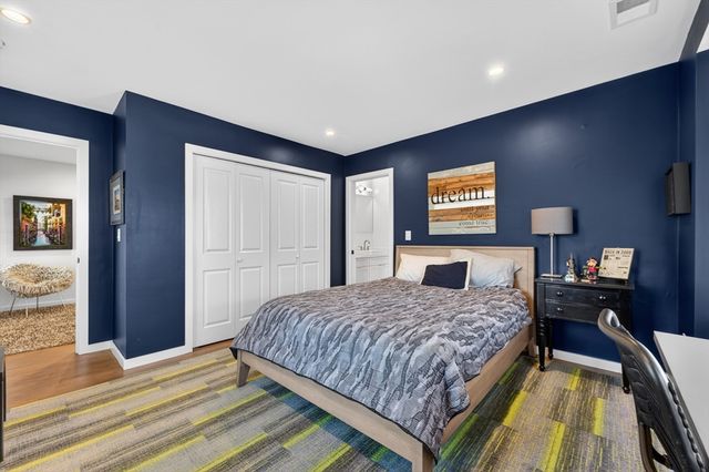 377 Walnut St. 1, Newton, MA 02460