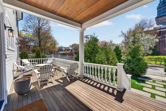 377 Walnut St. 1, Newton, MA 02460