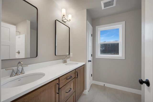 4981 WATER MINT COURT, Green Bay, WI 54313