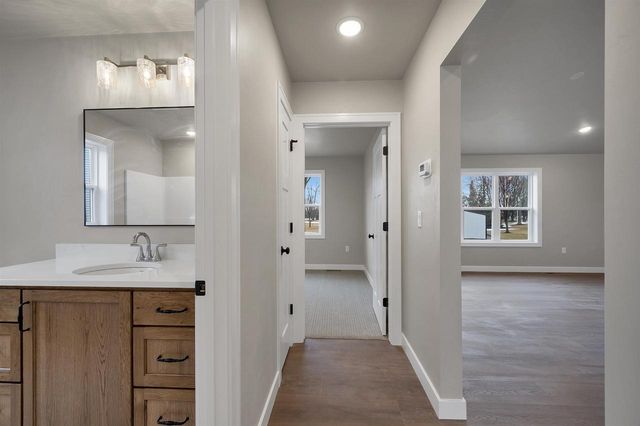 4981 WATER MINT COURT, Green Bay, WI 54313