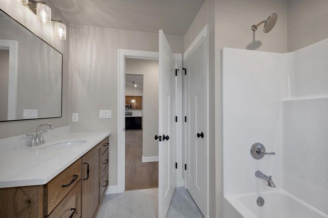 4981 WATER MINT COURT, Green Bay, WI 54313