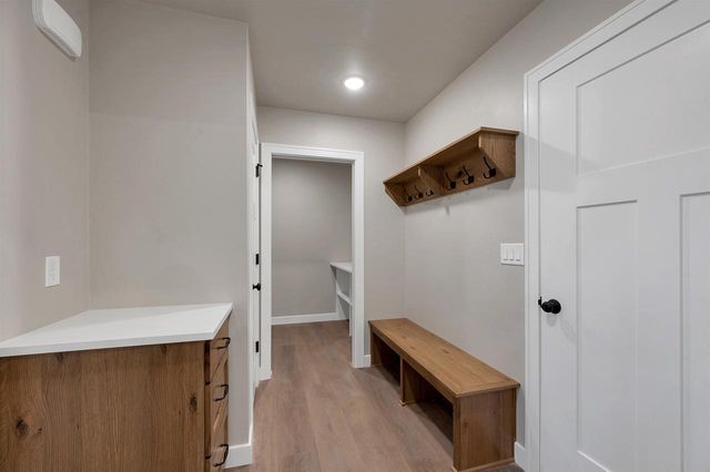 4981 WATER MINT COURT, Green Bay, WI 54313