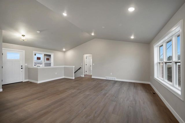 4981 WATER MINT COURT, Green Bay, WI 54313