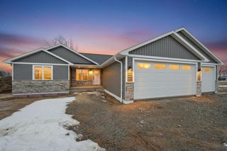 4981 WATER MINT COURT, Green Bay, WI 54313