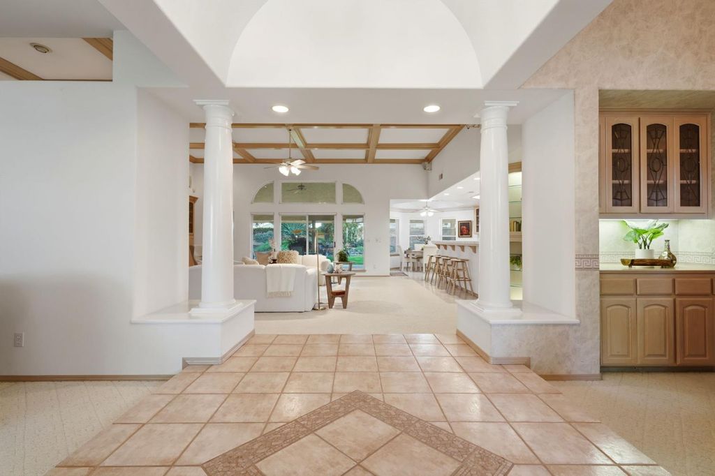 Image 11 of property listing at 3403 E Vassar Court, Visalia, CA 93292