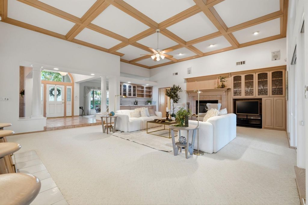 Image 20 of property listing at 3403 E Vassar Court, Visalia, CA 93292